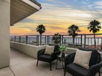 More Details about MLS # 240022545 : 5430 LA JOLLA BLVD C302